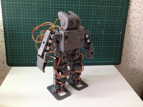 来自台湾可3D打印的开源双足机器人MiniPlan
